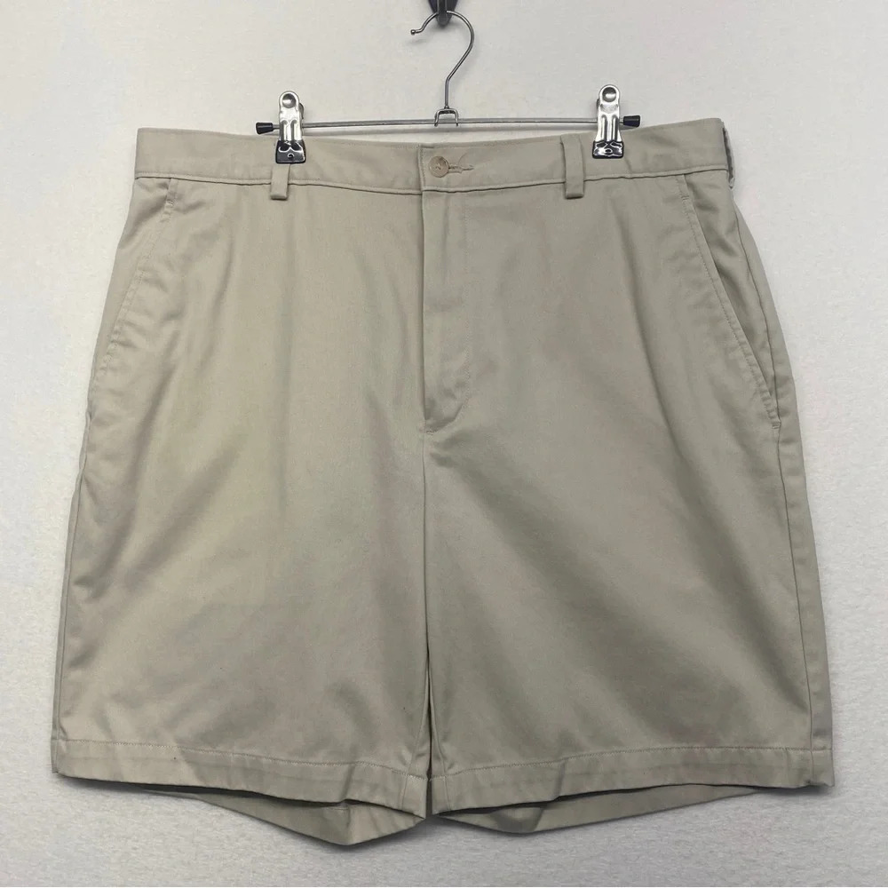 Jos A Bank Chino Shorts‎ 36 Cream